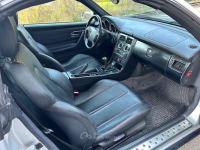 Mercedes-Benz SLK SLK KOMPRESSOR 200 ASI ORO KM 56000 Argento usata Castelnovo ne' Monti