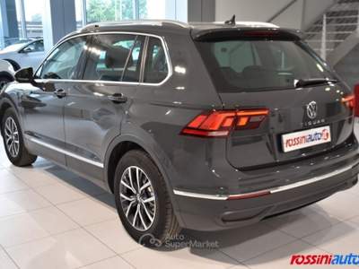 Volkswagen Tiguan 1.5 TSI 131 CV LIFE + TECH PACK + R17 BI-COLOR + C Grigio usata Quinzano D'oglio