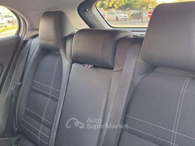 Mercedes-Benz GLA d Automatic Sport N°FG683 Bianco usata Rossano Veneto