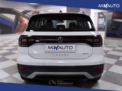 Volkswagen T-Cross 1.0 TSI Advanced 110CV Bianco usata Latina