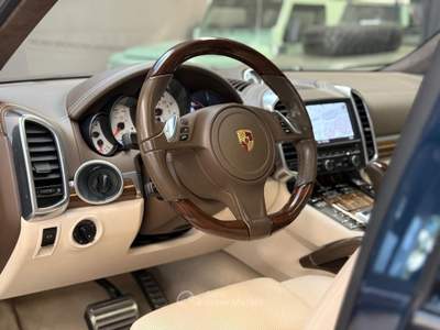 Porsche Cayenne 4.8 GTS APPROVED Blu/Azzurro usata Bologna