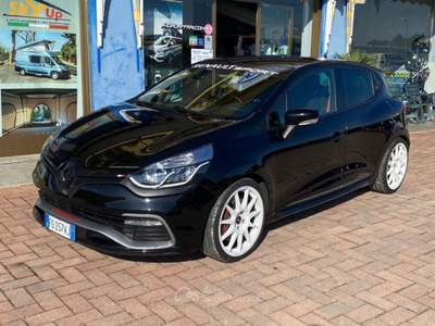 Renault Clio TCe 220CV EDC 5 porte Energy R.S. Trophy N°2589 Nero usata Brusnengo
