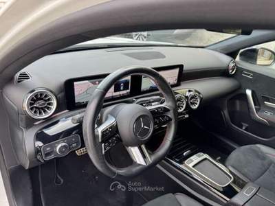 Mercedes-Benz Classe A A 180 D 116 CV AUTO PREMIUM AMG Bianco usata Cardito
