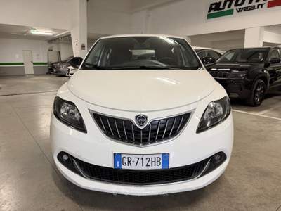 Lancia Ypsilon Ypsilon 1.0 FIREFLY#HYBRID#GOLD#CARPLAY#SENSPARK Bianco usata Civitavecchia
