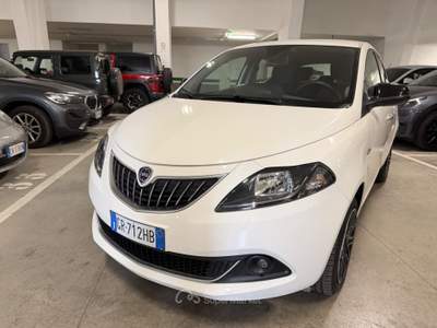 Lancia Ypsilon Ypsilon 1.0 FIREFLY#HYBRID#GOLD#CARPLAY#SENSPARK Bianco usata Civitavecchia