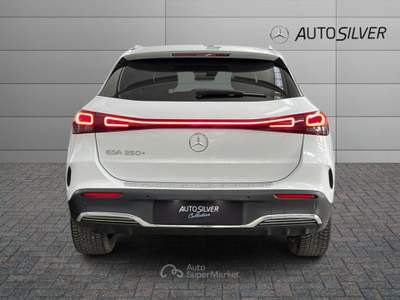 Mercedes-Benz EQA 250+ Premium Bianco usata Verona