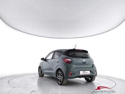 Hyundai i10 1.0 mpi Prime Deluxe Pack 63cv auto Verde usata Corciano