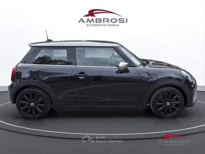 MINI Mini Full Electric 3 porte   Essential Nero usata Corciano