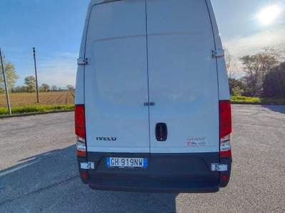 Iveco Daily IVECO DAILY 2.3 156CV DIESEL L4 H3 Bianco usata Azzano Decimo