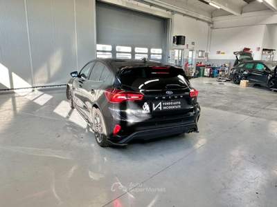 Ford Focus 1.0 ECOBOOST HYBRID 125CV 5P. ST-LINE X Nero usata Megliadino San Vitale