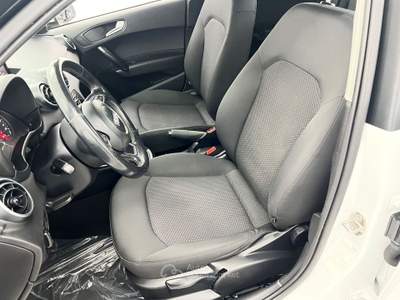 Audi A1 A1 Sportback 1.4 tdi Metal Plus Bianco usata Fucecchio