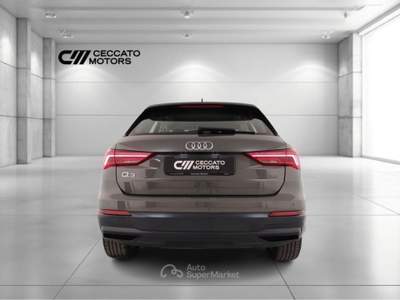 Audi Q3 35 2.0 TDI Business Advanced Quattro S tronic Grigio usata Padova