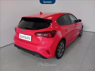 Ford Focus 1.0t ecoboost h st-line x 125cv Rosso usata Cava Manara