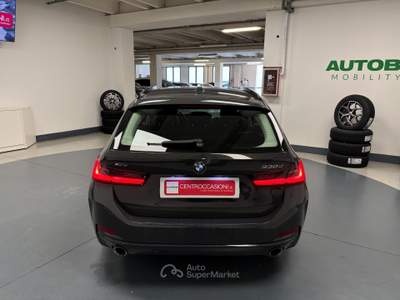 BMW Serie 3 325tds d Touring mhev 48V xdrive auto Grigio usata Brescia