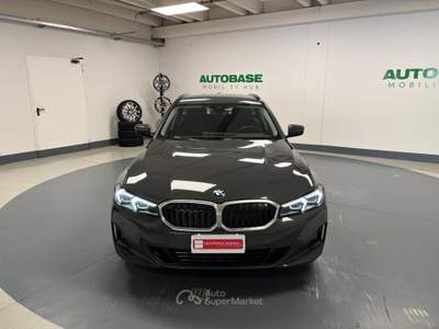 BMW Serie 3 325tds d Touring mhev 48V xdrive auto Grigio usata Brescia