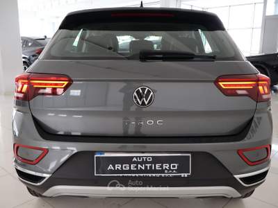 Volkswagen T-Roc 2.0 tdi Style 115cv Verde usata Ceglie Messapica
