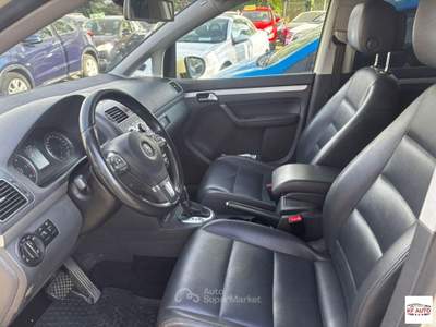 Volkswagen Touran 2.0 TDI 81 KW 110CV AUTOMATICO 7 POSTI Beige usata Borgo Ticino