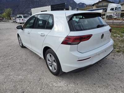 Volkswagen Golf 2.0 TDI 115 CV SCR Life Bianco usata Lavis