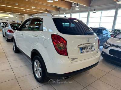 SsangYong Korando 2.0 e-XDi 175 CV AWD MT C UNICO PROPRIETARIO Bianco usata Brendola