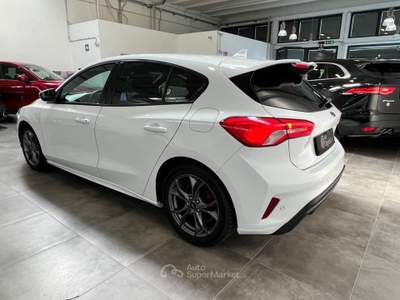 Ford Focus Focus 1.0 ecoboost ST-Line s&amp;s 125cv Bianco usata Pesaro