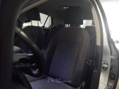Volkswagen Golf 1.0 eTSI EVO Life DSG 17" MHEV Argento usata Vigevano