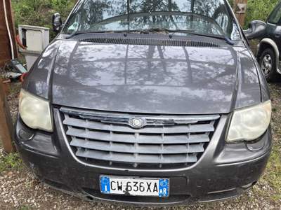 Chrysler Voyager / Grand Voyager unico proprietario Bronzo usata Arezzo