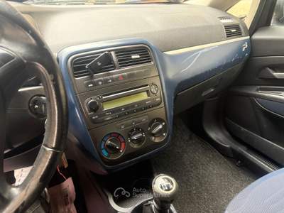 Fiat Grande Punto dinamic Grigio usata Cittanova