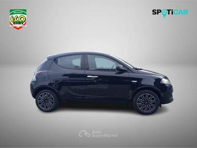 Lancia Ypsilon 1.0 FireFly 5 porte S&S Hybrid Gold Nero usata Cassino
