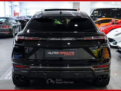 Lamborghini Urus 4.0|FULL CARBON SPEC| Nero usata Vergiate