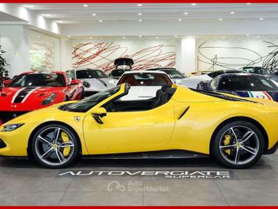 Ferrari 296 296 GTS|GIALLO TRIPLO STRATO|FULL CARBON Giallo usata Vergiate