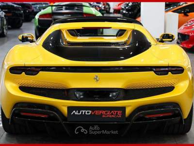 Ferrari 296 296 GTS|GIALLO TRIPLO STRATO|FULL CARBON Giallo usata Vergiate