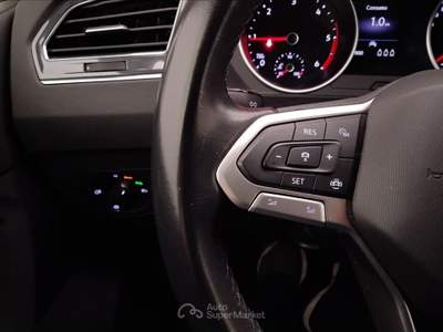 Volkswagen Tiguan 2.0 TDI SCR Life Blu/Azzurro usata Lucca