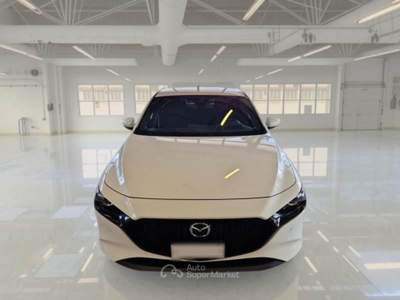 Mazda 3 5p 2.0 m-hybrid Executive 150cv Bianco usata Parma