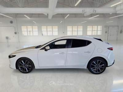 Mazda 3 5p 2.0 m-hybrid Executive 150cv Bianco usata Parma