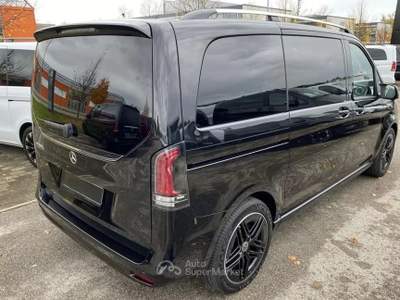 Mercedes-Benz Classe V Mercedes-Benz V 250d STYLE Kompakt AMG Distronic Nero usata San Marino