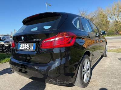 BMW Serie 2 Active Tourer 216d tagliandi regolari in casa madre Nero usata Ferrara