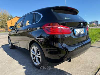 BMW Serie 2 Active Tourer 216d tagliandi regolari in casa madre Nero usata Ferrara