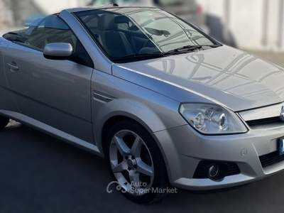 Opel Tigra TwinTop 1.4 16V Sport Argento usata Bisuschio