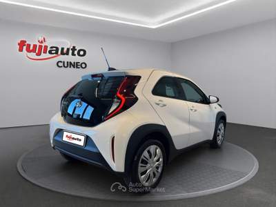 Toyota Aygo X Aygo X 1.0 Active 72cv Bianco usata Cuneo