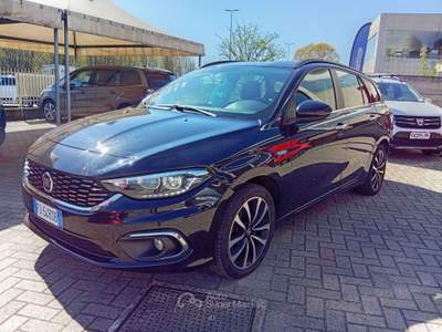 Fiat Tipo Tipo SW II 2016 SW 1.3 mjt 95 Lounge- Nero usata Carignano
