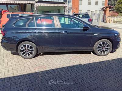 Fiat Tipo Tipo SW II 2016 SW 1.3 mjt 95 Lounge- Nero usata Carignano