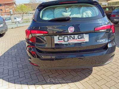 Fiat Tipo Tipo SW II 2016 SW 1.3 mjt 95 Lounge- Nero usata Carignano