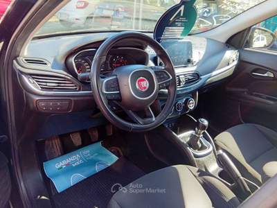 Fiat Tipo Tipo SW II 2016 SW 1.3 mjt 95 Lounge- Nero usata Carignano