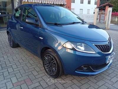 Lancia Ypsilon Ypsilon III 1.0 firefly hybrid Gold- NO OBBLIGO FINANZIAMENTO Blu/Azzurro usata Carignano