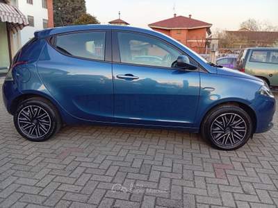 Lancia Ypsilon Ypsilon III 1.0 firefly hybrid Gold- NO OBBLIGO FINANZIAMENTO Blu/Azzurro usata Carignano