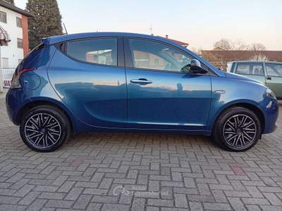 Lancia Ypsilon Ypsilon III 1.0 firefly hybrid Gold- NO OBBLIGO FINANZIAMENTO Blu/Azzurro usata Carignano