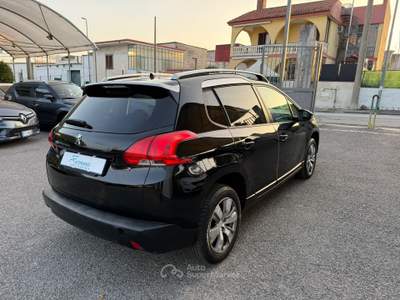 Peugeot 2008 Peugeot 2008 1.2 Benzina 82cv Nero usata Pompei