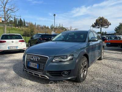 Audi A4 Allroad 3.0 v6 tdi s-line, cambio automatico da rivedere Blu/Azzurro usata Arezzo