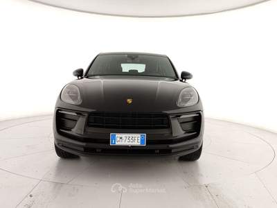 Porsche Macan I 2022 2.0 265cv pdk Nero usata Caserta