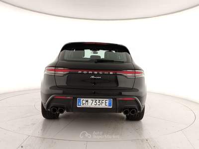 Porsche Macan I 2022 2.0 265cv pdk Nero usata Caserta